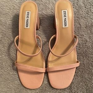 Steve Madden Issy Heeled Sansal Pink Crocodile (Size 10)